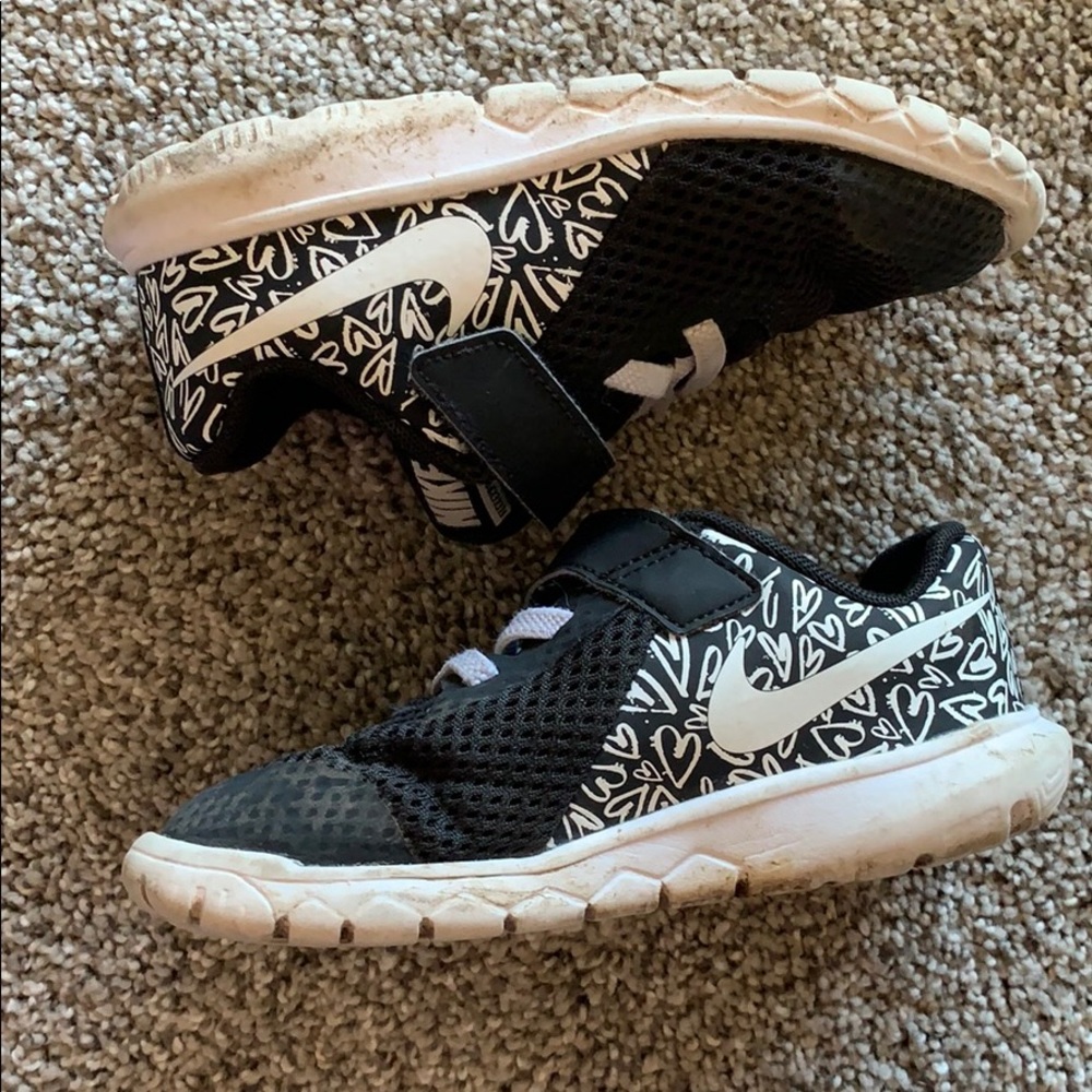 Girls 9c Nike’s